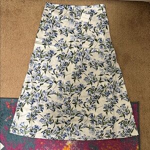 New Club Monaco Floral Silk charm midi Skirt - Cream and Blue